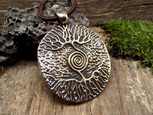 Amulett Lebensbaum mit Spirale 4.2 cm x 5 cm