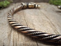 Tordierter Wikinger Armreif