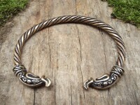Tordierter Wikinger Armreif