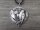 Amulett Rabe mit Axt aus Silber